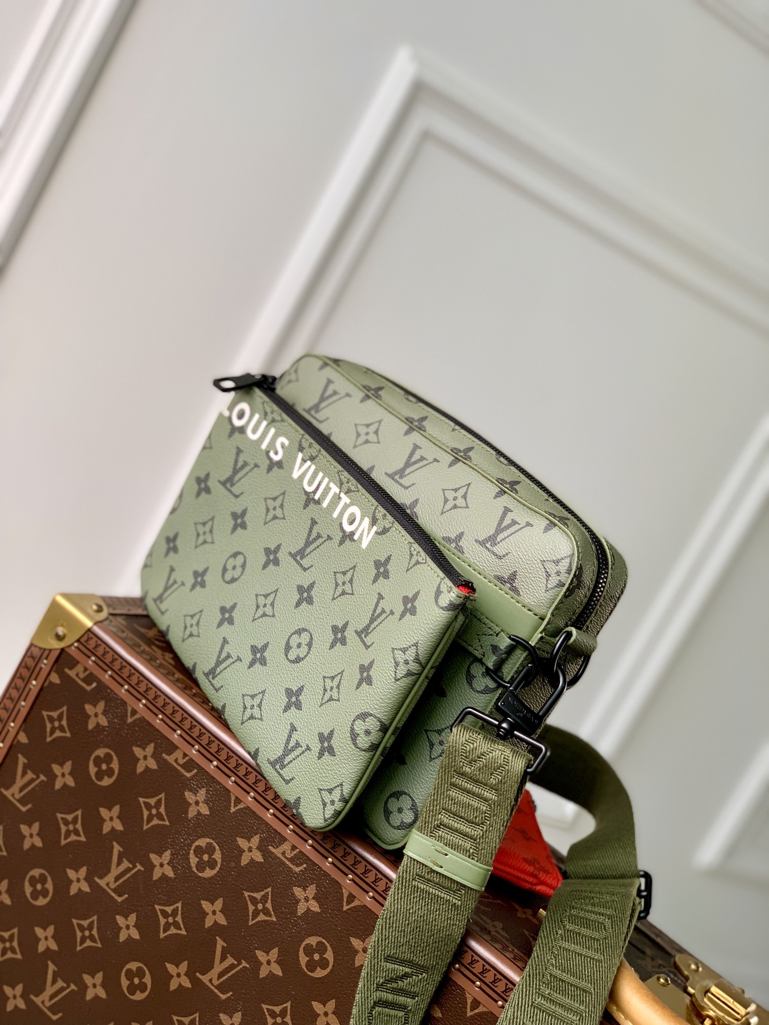 Mens LV Satchel bags